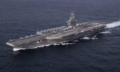 Nhóm tác chiến USS Abraham Lincoln trên Địa Trung Hải hồi tháng 4. Video: US Navy.