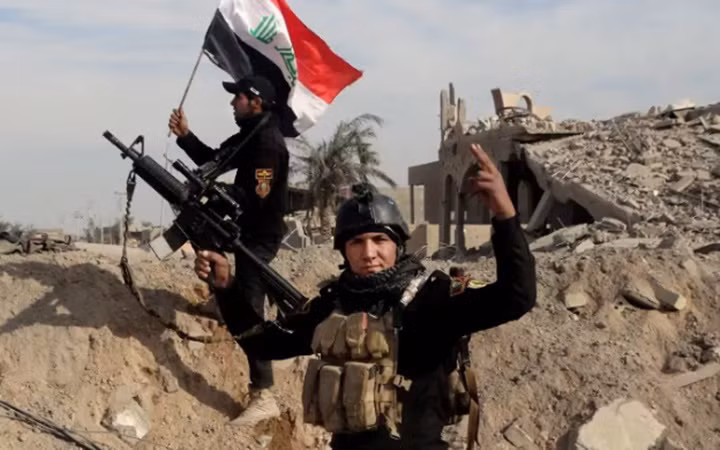Binh sĩ quân đội Iraq trong cuộc chiến chống IS. Ảnh: AP