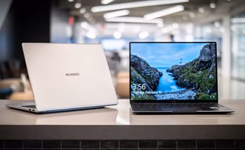 Microsoft dừng kinh doanh một số thiết bị của Huawei nhưng chưa rút giấy phép sử dụng Windows với đối tác Trung Quốc. Ảnh: TNW.