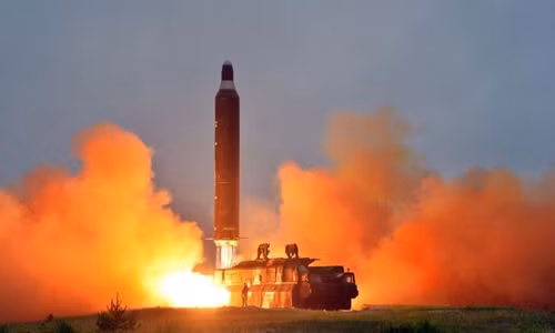 Triều Tiên phóng ICBM hồi tháng 11/2016. Ảnh: KCNA.