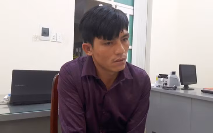  Nam lúc mới bị bắt về cơ quan công an.