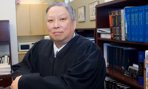 Michael Kwan, thẩm phán tại thành phố Taylorsville, bang Utah, Mỹ. Ảnh: Salt Lake Tribune.
