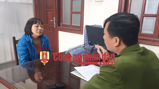 Đối tượng Đào Thị Thanh Bình tại cơ quan công an.