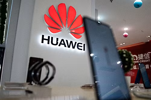 Công ty Nhật có thể vi phạm lệnh cấm vận của Mỹ với Huawei nếu bán linh kiện có nguồn gốc từ Mỹ. Ảnh: Yimg