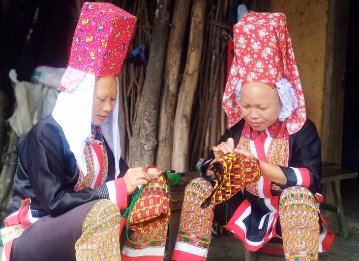 Bản sắc văn hóa