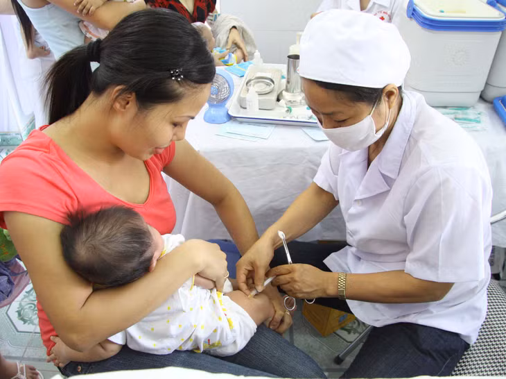 Tiêm vắc xin là biện pháp phòng bệnh viêm não Nhật Bản hiệu quả nhất 