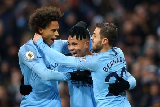  Man City nguy cơ bị cấm dự UEFA Champions League.