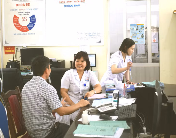 Ngay cả với người nhà bệnh nhân các bác sĩ y tá của Bệnh viện cũng phải luôn thường trực trên môi