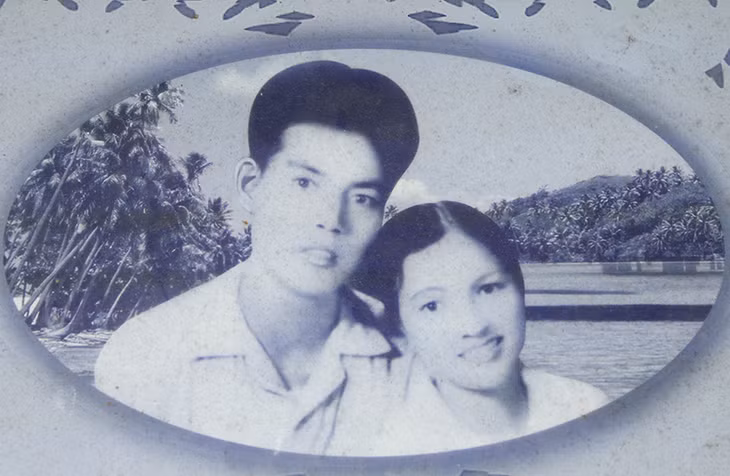 Bà Xuân và chồng thời còn trẻ.