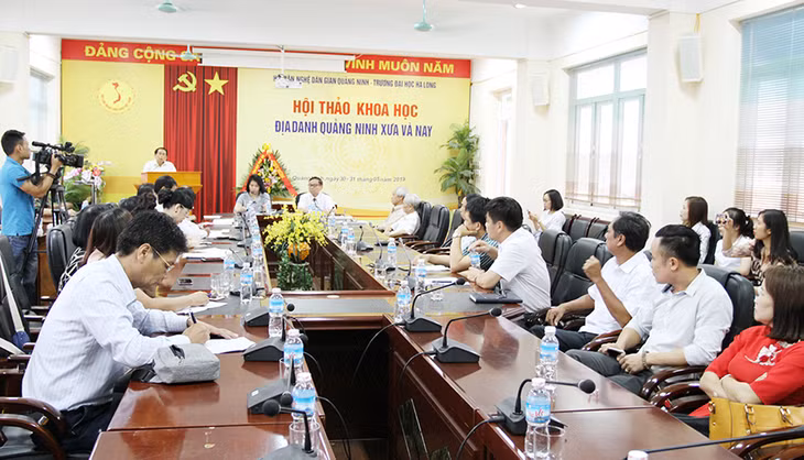 Quang cảnh buổi hội thảo.