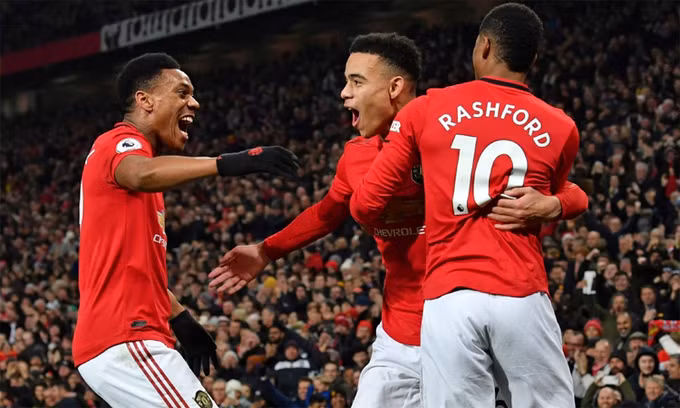 Man Utd đang thăng hoa nhờ hàng công đầy năng lượng. Ảnh: Reuters.