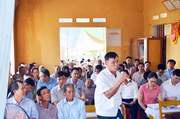 UBND tỉnh đối thoại, giải quyết nội dung tố cáo của 4 công dân thôn Bắc Sơn, xã Bình Khê, ngày 2/10/2018.