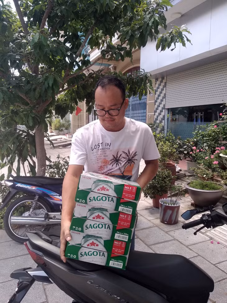 Từ một kế toán tổng hợp, do không có việc làm, anh Phạm Hưng, tổ 1, khu 2, phường Ka Long