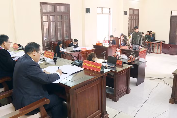 Phiên tòa xét xử vụ hủy hoại rừng phòng hộ ở Tiên Yên diễn ra ngày 25/12/2019.