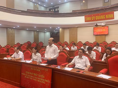 Đồng chí Nguyễn Xuân Diện, Ủy viên BTV Tỉnh ủy, Trưởng ban Nội chính tỉnh chủ trì tại đầu cầu Quảng Ninh