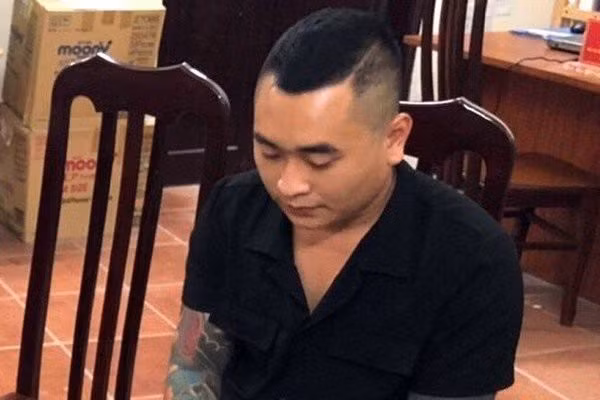 Đào Minh Hoàng tại cơ quan công an.