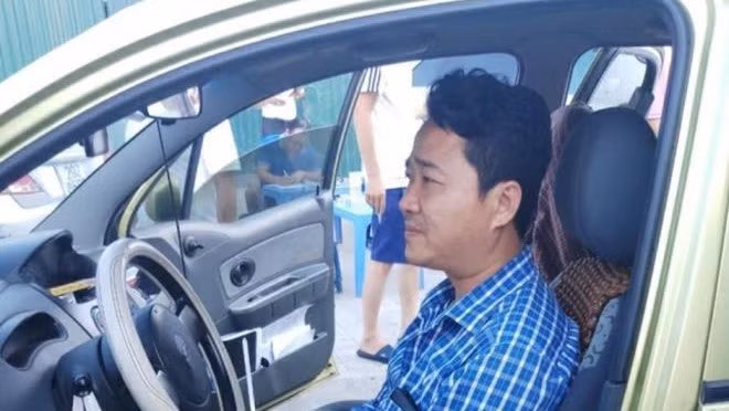 Trần Trọng Lâm, Phó trưởng Ban Xã hội-Bạn đọc, Báo Sức Khỏe và Đời sống bị bắt vì có hành vi cưỡng đoạt tài sản công dân.
