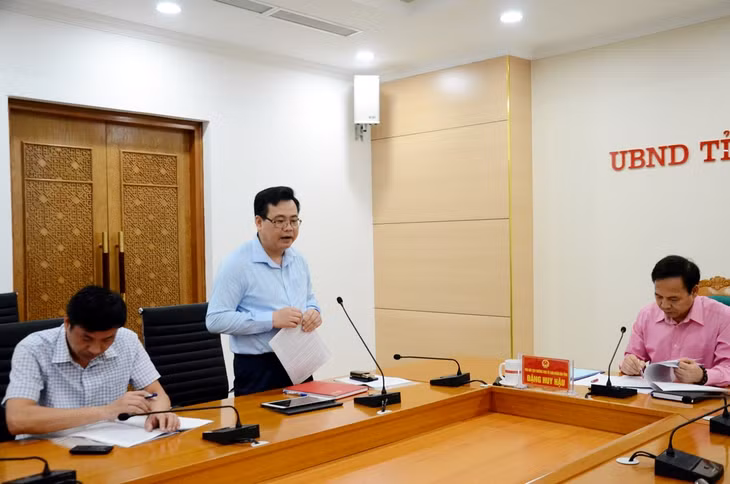 Lãnh đạo Sở KH&CN báo cáo 