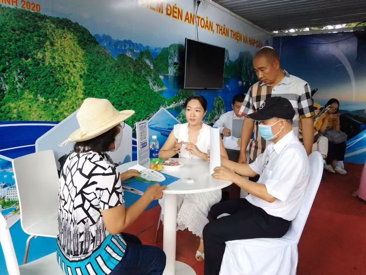 Quảng Ninh xúc 