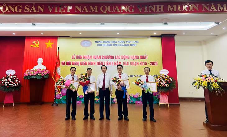 Phó Thống