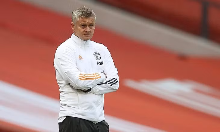 Solskjaer cam kết Man Utd sẽ hồi phục thể lực 100% cho trận đấu cuối mùa giải gặp Leicester. Ảnh; Reuters.