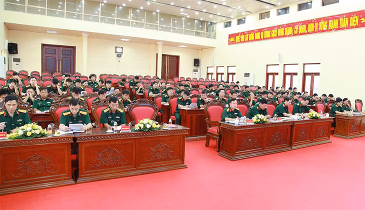 Quang cảnh hội nghị.