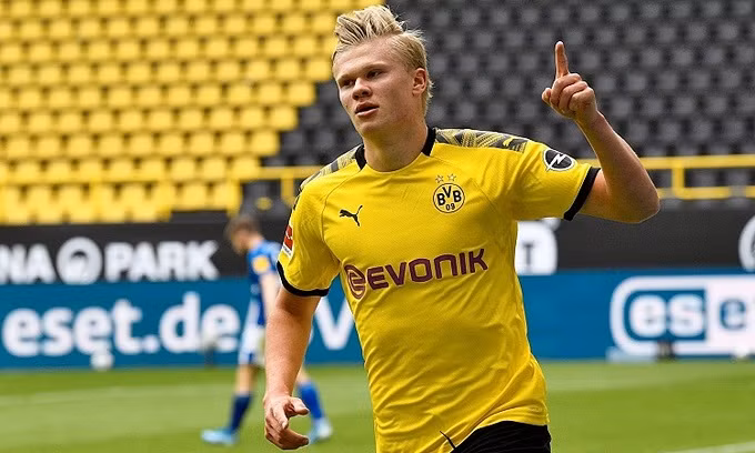 Haaland đặt mục tiêu giành danh hiệu cùng Dortmund và chưa nghĩ đến chuyện ra đi. Ảnh: Reuters.