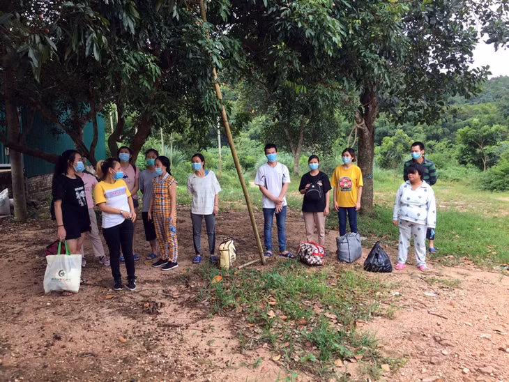 Các đối tượng nhập cảnh trái phép bị Tổ tuần tra kiểm soát của Đồn Biên phòng Bắc Sơn bắt giữ.