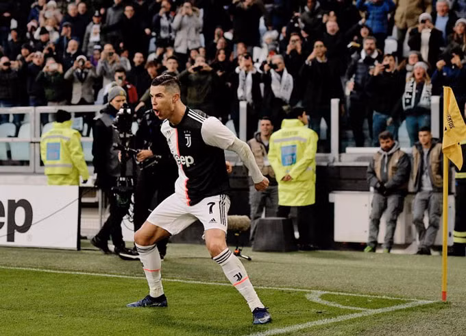Serie A không thể làm khó được Ronaldo.
