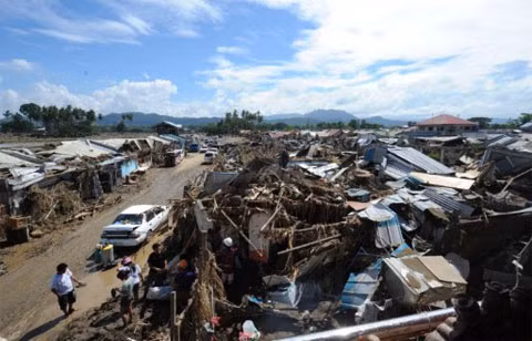 Khung cảnh đổ nát tại một ngôi làng thuộc thành phố Iligan trên đảo miền nam Mindanao của Philippines hôm qua. Ảnh: AFP