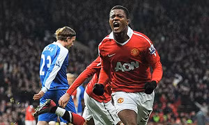 Patrick Evra và các đồng đội Man Utd sẽ đánh bại Wigan làm món quà tặng CĐV nhân dịp năm mới.
