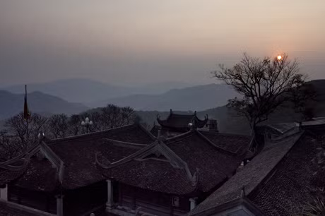 Hoàng hôn trên đỉnh Yên Tử