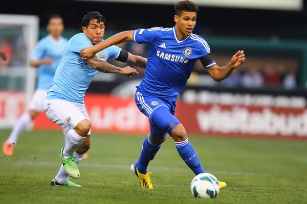 Loftus Cheek đang gây ấn tượng với nhiều đại gia Châu Âu.