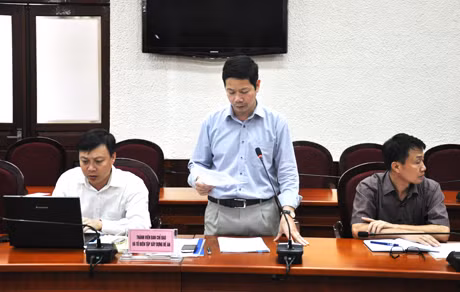 Đồng chí Nguyễn Thành Long...