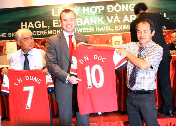 Chỉ còn nửa tháng nữa là CLB Arsenal bằng xương bằng thịt sẽ có mặt ở Việt Nam. Ảnh: VSI