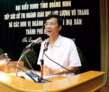 Đồng chí Nguyễn Văn Đọc, Phó Bí thư Tỉnh uỷ, Chủ tịch UBND tỉnh thông tin về chương trình Kỳ họp thứ 9 HĐND tỉnh tới cử tri.