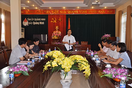Đồng chí Đặng Huy Hậu, Phó Chủ tịch UBND tỉnh làm việc với Báo Quảng Ninh ảnh 3 Đồng chí Đặng Huy Hậu, Phó Chủ tịch UBND tỉnh làm việc với Báo Quảng Ninh ảnh 3