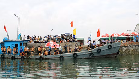 Quang cảnh chuẩn bị cho cuộc thi.