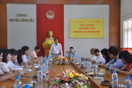 Quang cảnh hội nghị.
