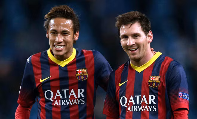 Neymar cần biết chiều lòng Messi?