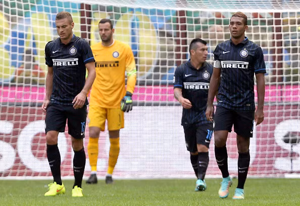 Hàng thủ siêu tệ khiến Inter thảm bại trước Cagliari
