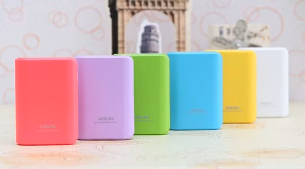 Pin sạc lõi pin Samsung có nhiều màu sắc và kiểu dáng đang được nhiều người yêu thích.