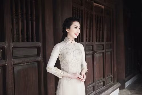 Thí sinh Quảng Ninh dự thi Hoa hậu toàn quốc 2014: Duyên dáng và thanh lịch ảnh 1 Thí sinh Quảng Ninh dự thi Hoa hậu toàn quốc 2014: Duyên dáng và thanh lịch ảnh 1
