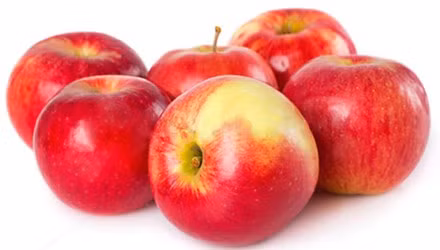 Táo còn giàu pectin, vitamin C, fructose… hạ lượng mỡ trong máu hiệu quả.