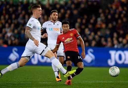 Lingard mở tỷ số.