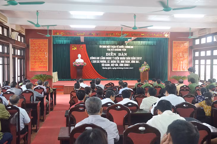 Quang cảnh diễn đàn