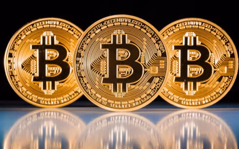 Bitcoin liên tục lập đỉnh mới trong mấy tuần gần đây, hiện giá đã vượt ngưỡng 6.000 USD trên mỗi đơn vị (Ảnh minh họa: KT)