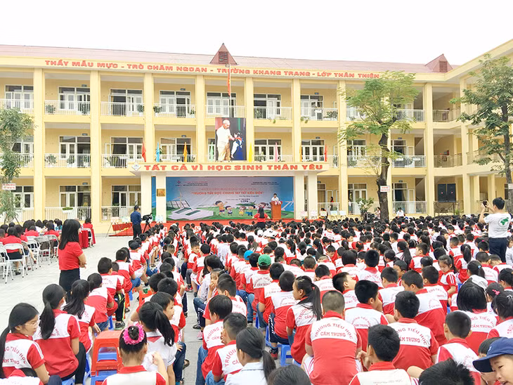 Toàn cảnh buổi ngoại khóa.