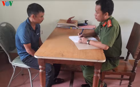 Đối tượng Nguyễn Anh Thơ tại cơ quan điều tra.