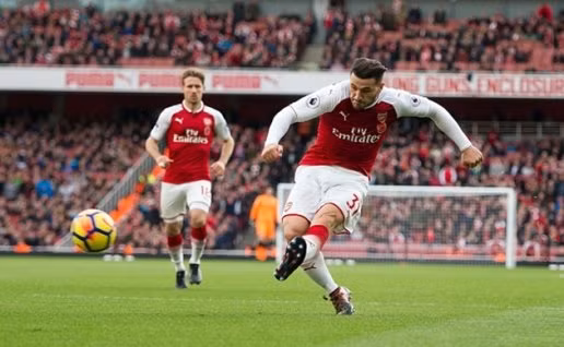 Kolasinac xứng đáng được chấm 10 điểm.